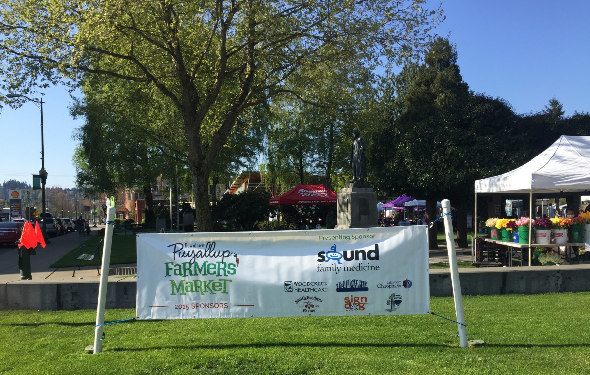 Puyallup Farmers' Market sign