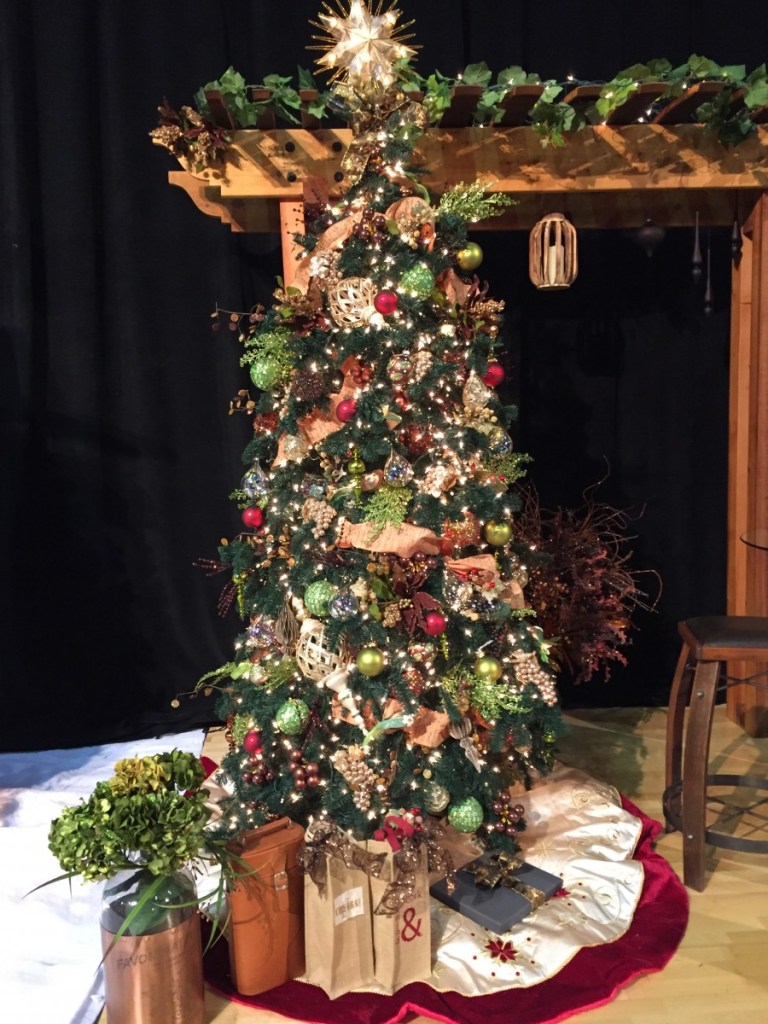 decorative Christmas tree