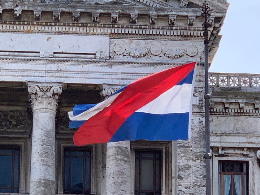 Uruguay flag: Artigas