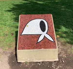 monument to mothers and grandmothers